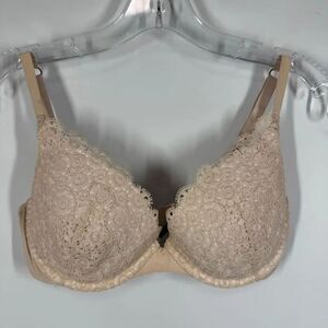 Victoria’s Secret Demi uplift lace bra size 34D